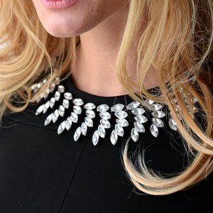 New Necklette Featherbed Crystal Magnetic Necklace
